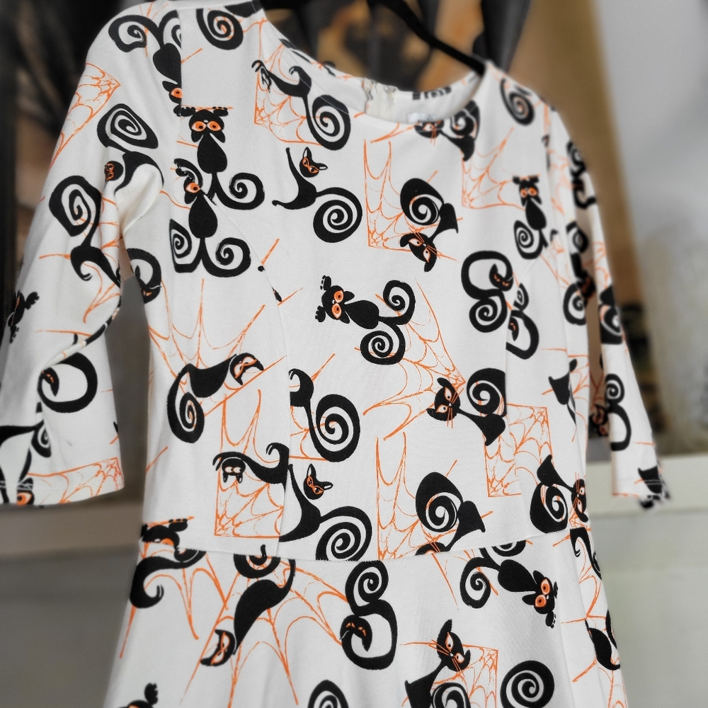 UNIQUE VINTAGE Halloween Collection Fit And Flare Dress - Picture 5 of 11